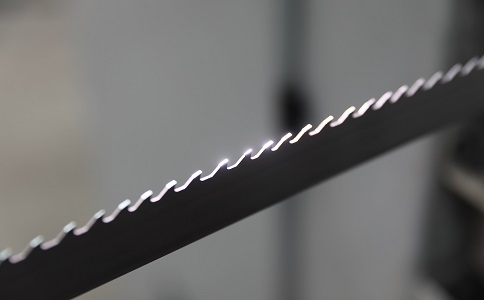 海西双金属带锯条产生切削噪音的原因具体有哪些？